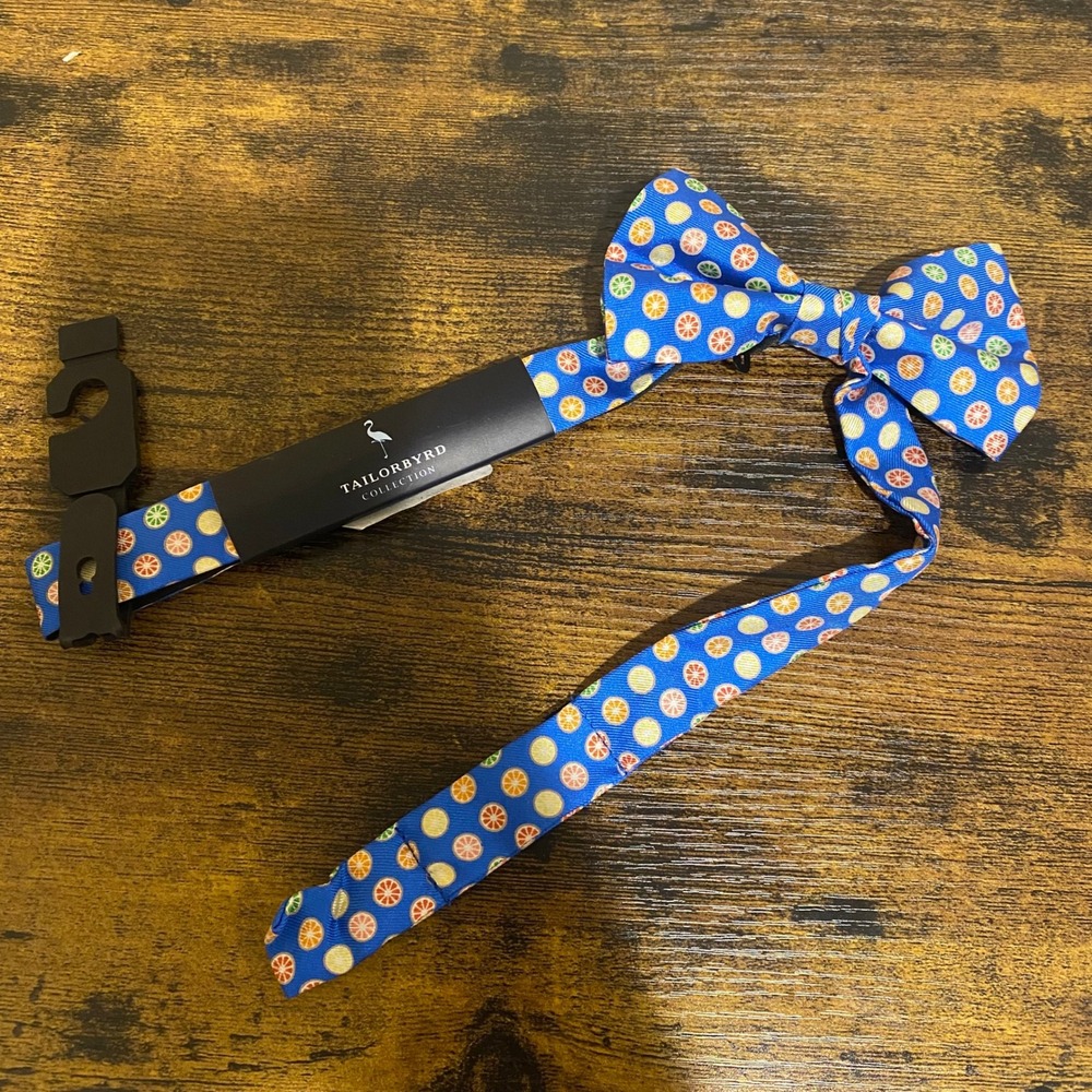 Tailorbyrd Mens Blue Citrus Fruit Silk Bow Tie NWT Summer Formal